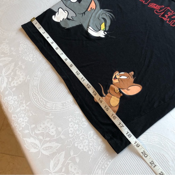 Tom And Jerry Black Graphic Cropped T-Shirt Juniors Size L (11-13) Short Sleeves - Picture 12 of 15